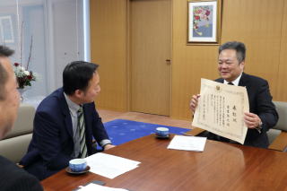 ⍑sPTAA@Ȋwb\s񍐂̎ʐ^